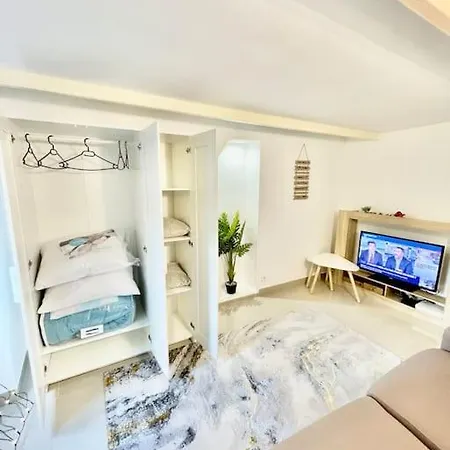 Proche De Paris, Versailles Et La Defense Apartment Chaville